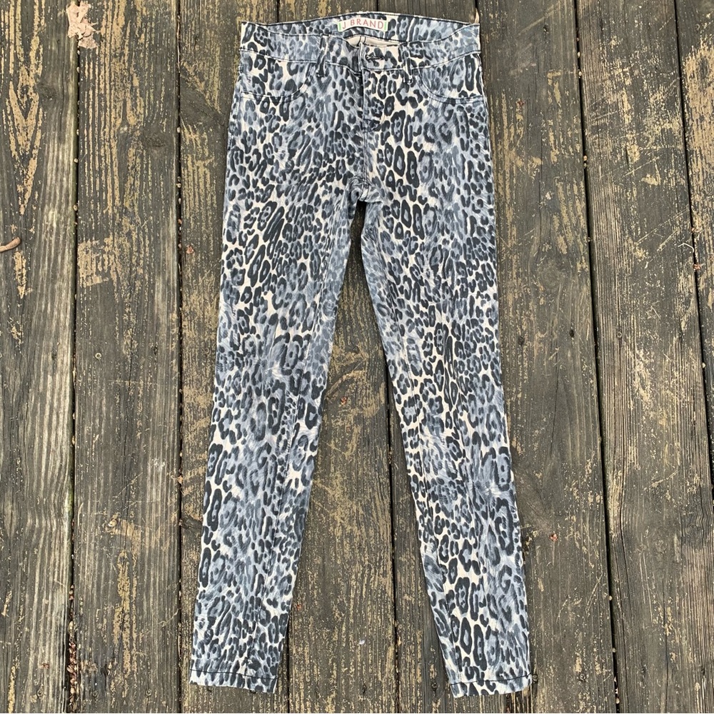 J Brand snow leopard gray black cream denim leggings- 24
